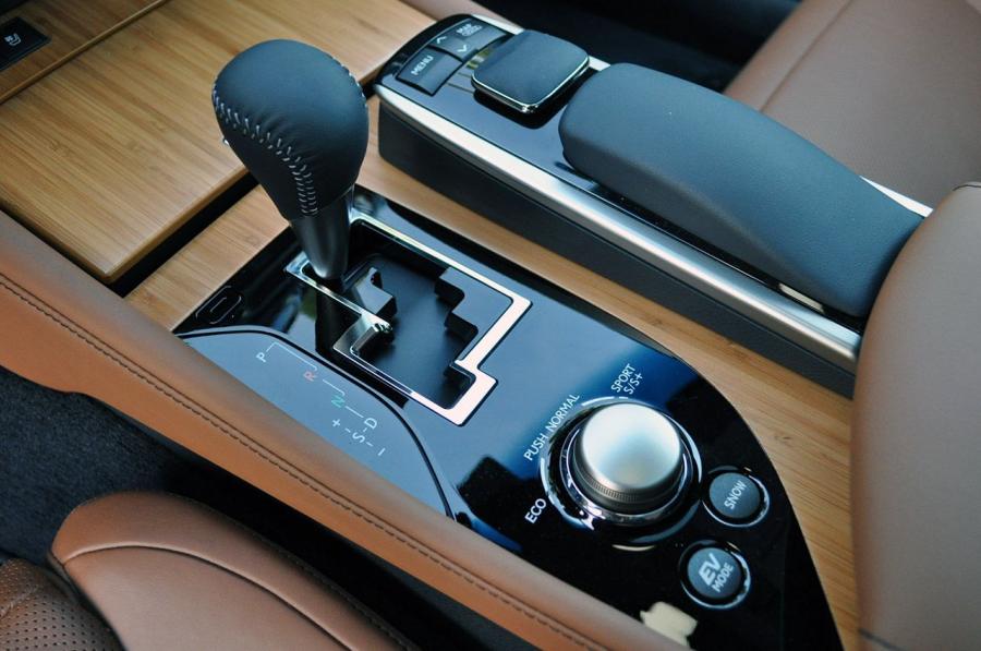  Lexus GS450h 2011 года  (фото 112 из 208)